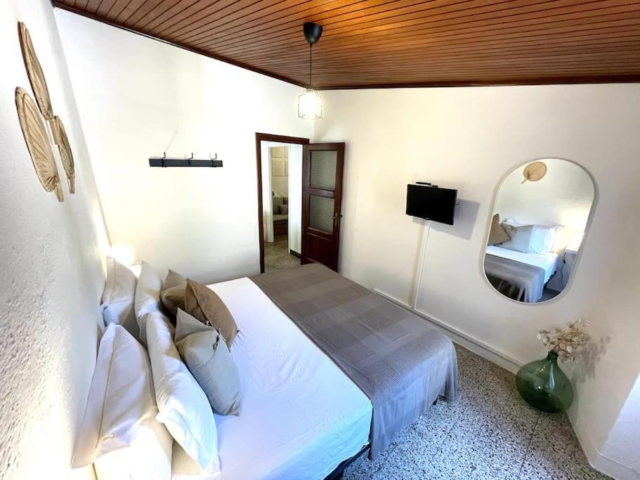 Historic Downtown Home By The Sea With King Bed Monterosso al Mare Eksteriør billede